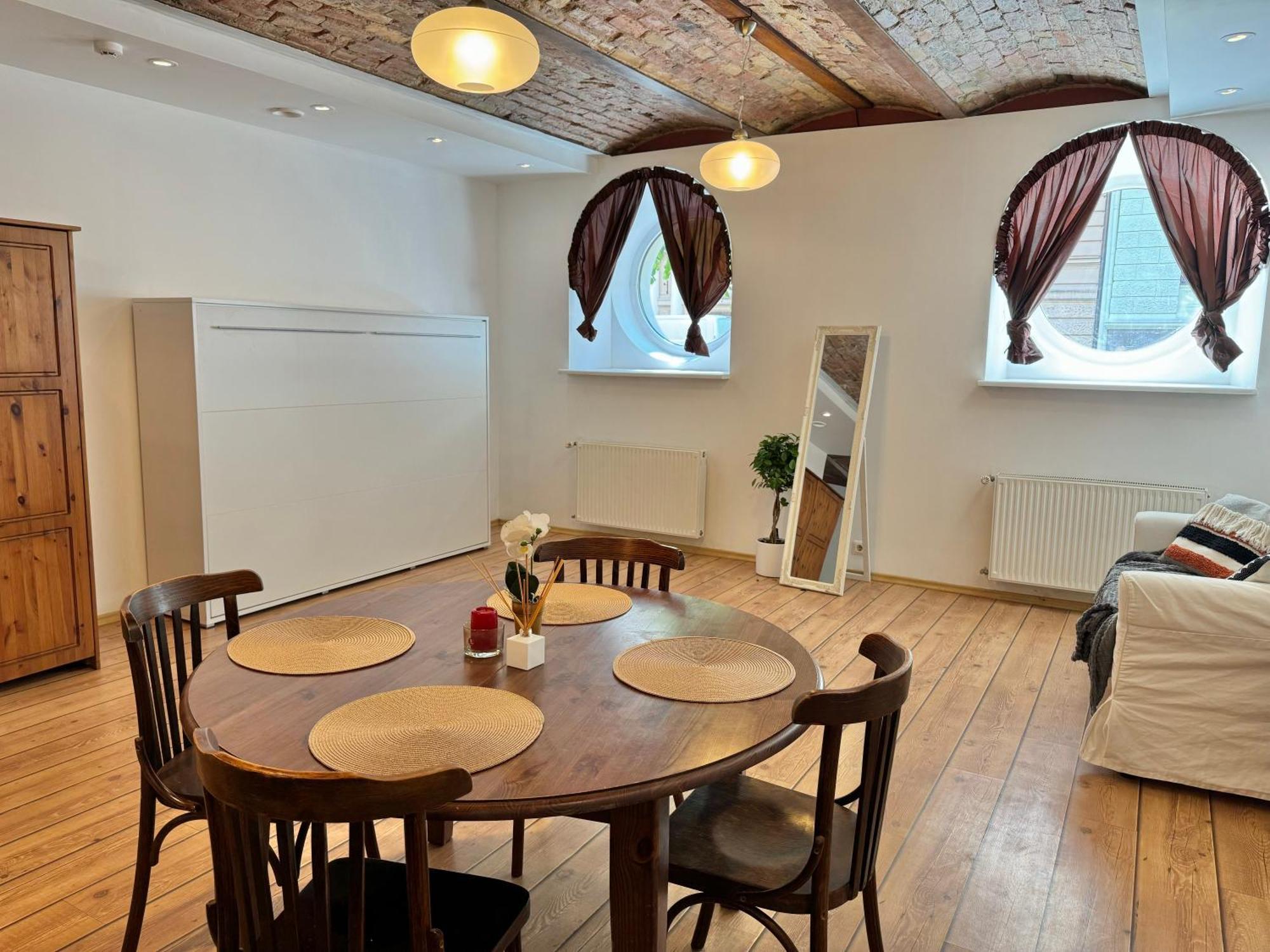 Stay In Art Nouveau District Riga Buitenkant foto