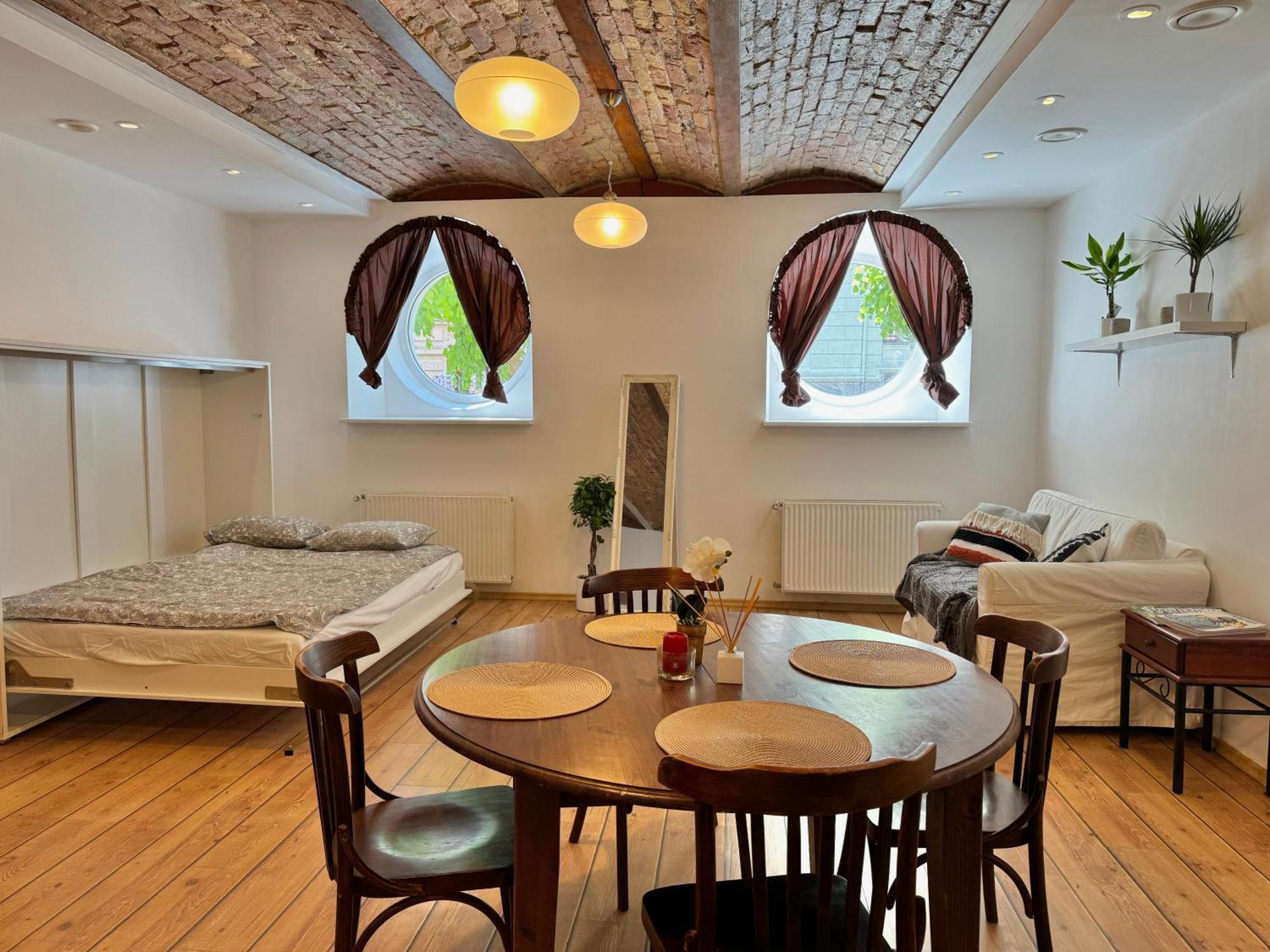 Stay In Art Nouveau District Riga Buitenkant foto